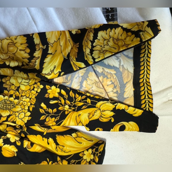 Versace baroque leggings TAILORED PLEASE READ INFO - Picture 10 of 15